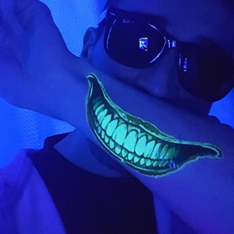 Glow in the Dark Joker Smile - Pack
